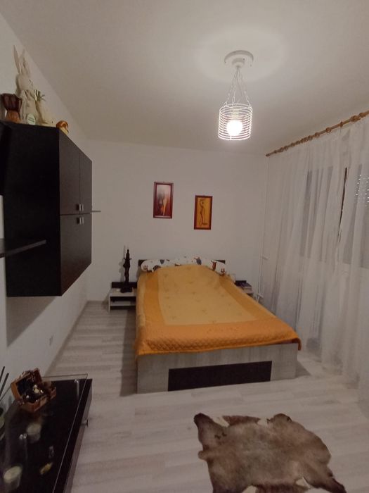 Apartament 3 camere, Valea Rosie
