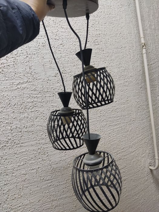 Люстры разные качественные