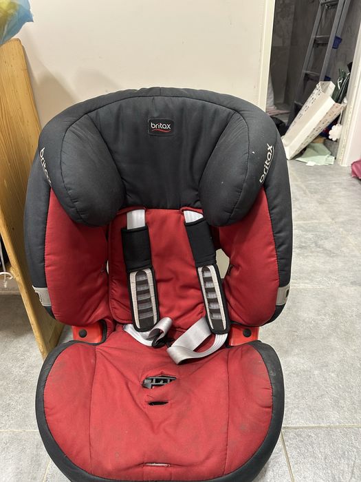 Автокресло britax