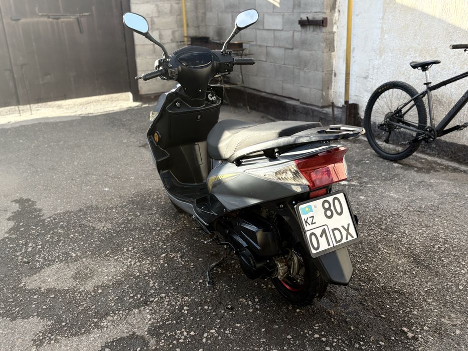 Продам скутер м10