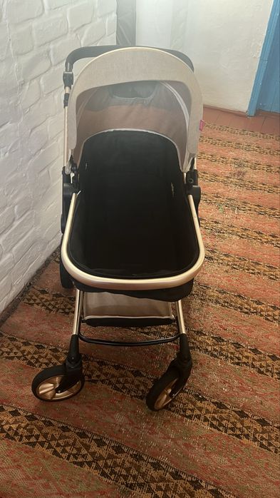 Продам коляску в хорошем состоянии