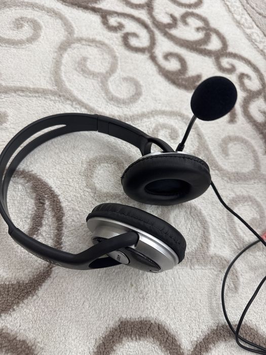 Наушник микрофонмен новый