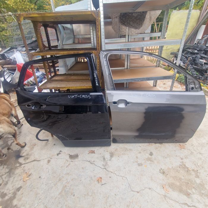 VW T-Cross предна дясна врата и задна дясна врата