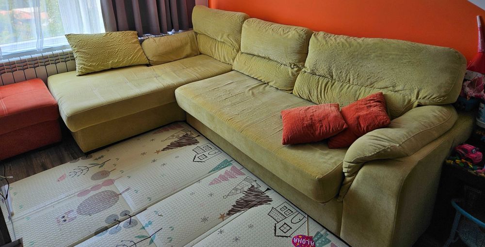 Диван с ракла цвят горчица и оранжево