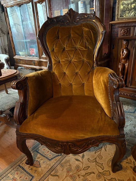 Set canapea si fotolii antice/baroc