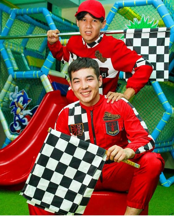 Поздравление от лучших аниматоров в городе!