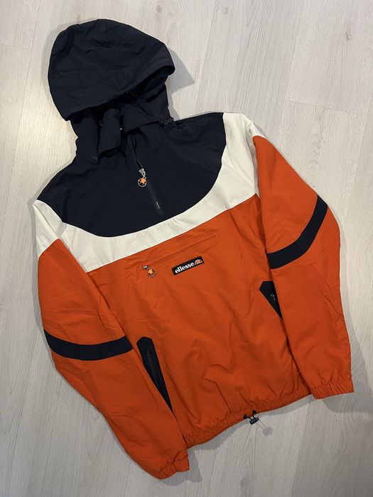 НОВО Calvin klein ветровка guess Nike  суичър jordan adidas tommy