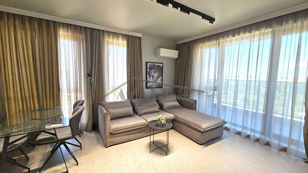 Продава се Двустаен апартамент в Пловдив, Христо Смирненски - 72 кв.м за 1944 €/кв.м - Снимка #1