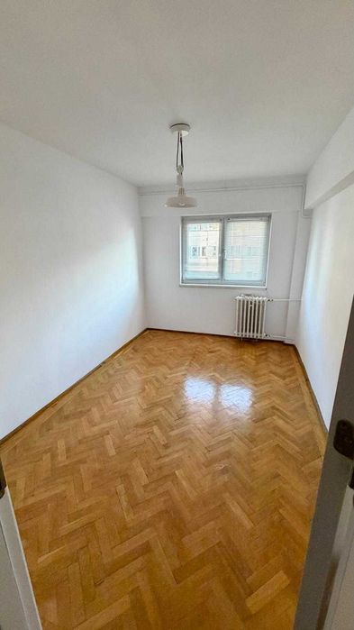 De inchiriat apartament 4 camere - 83 mp // Ultracentral // Ploiesti