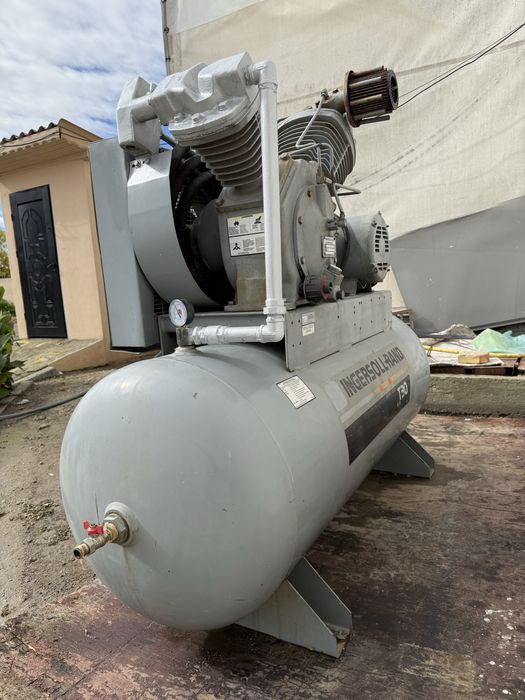 Lombardini cr-1 ~118kg,Compresor Ingersoll-land T30,Aparat incalzire
