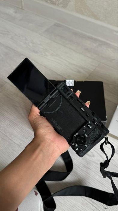 Продам видеокамеру sony