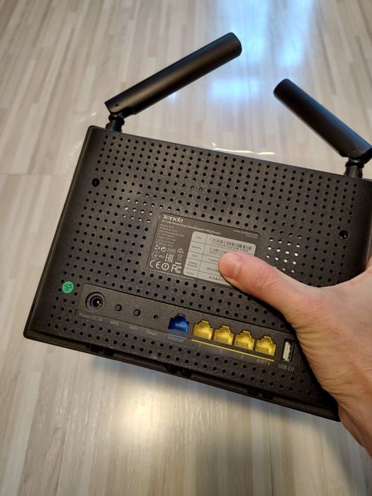 Router tenda ac9