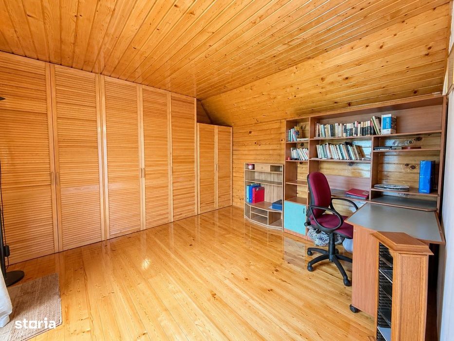Casă cu 4 camere, priveliște panoramică, terasă, grădină si foisor