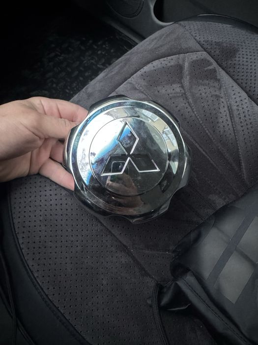 Колпачек на диски