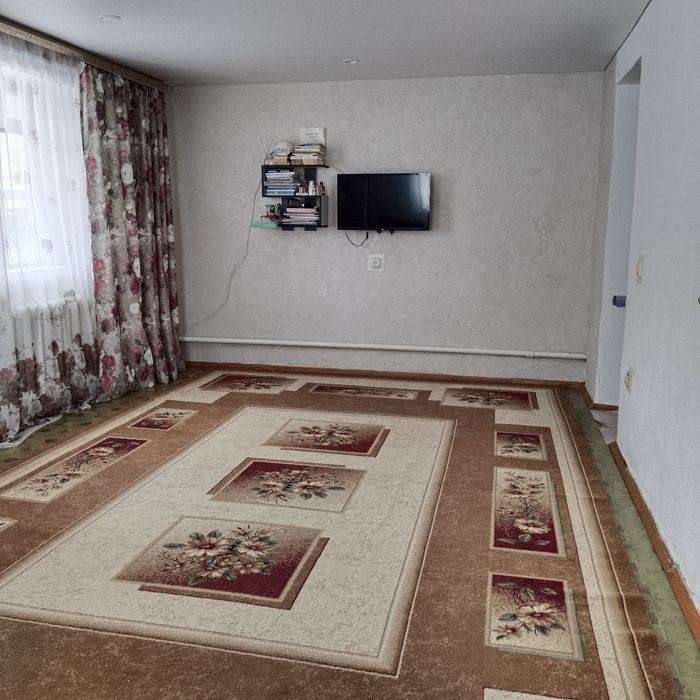 Продам два дома в одном дворе