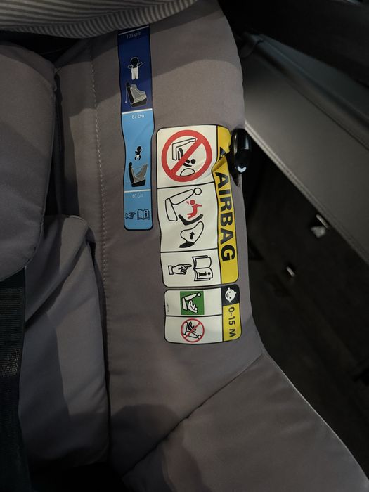 Детско столче MaxiCosi AxissFix