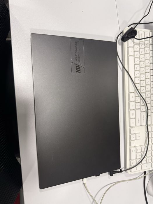 ASUS Vivobook 15X OLED K3504VA – Premium Noutbuk