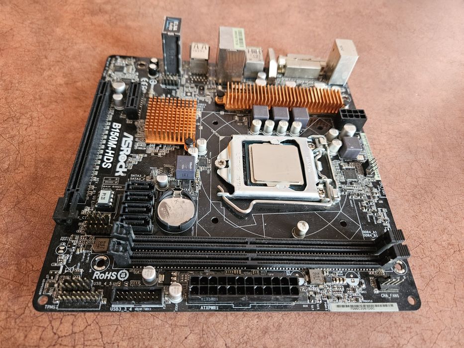 Kit socket 1151 Intel I5 6402p B150M