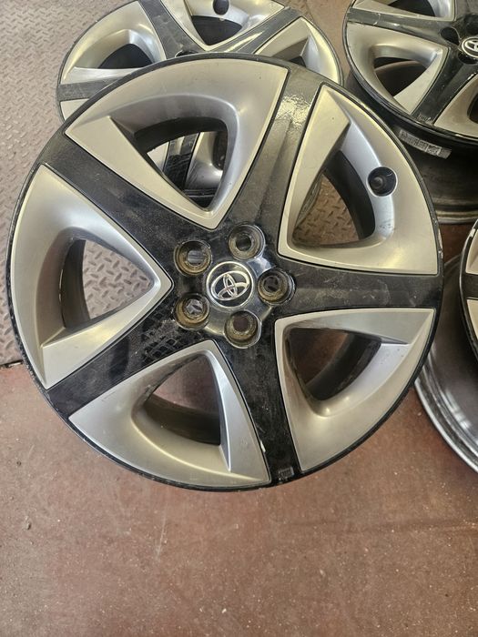 Джанти 17цола Toyota  Prius 5/100