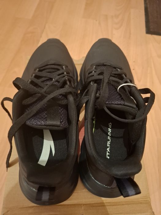 Кроссовки ANTA, 40 размер