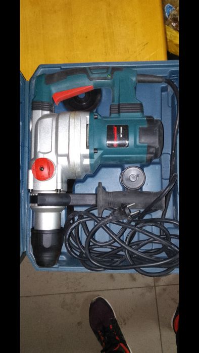 ПЕРФОРАТОР Hammer PRT 1100LE! новый в кейсе