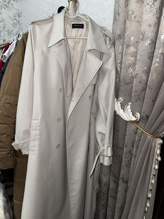 Кожаный плащь размер L