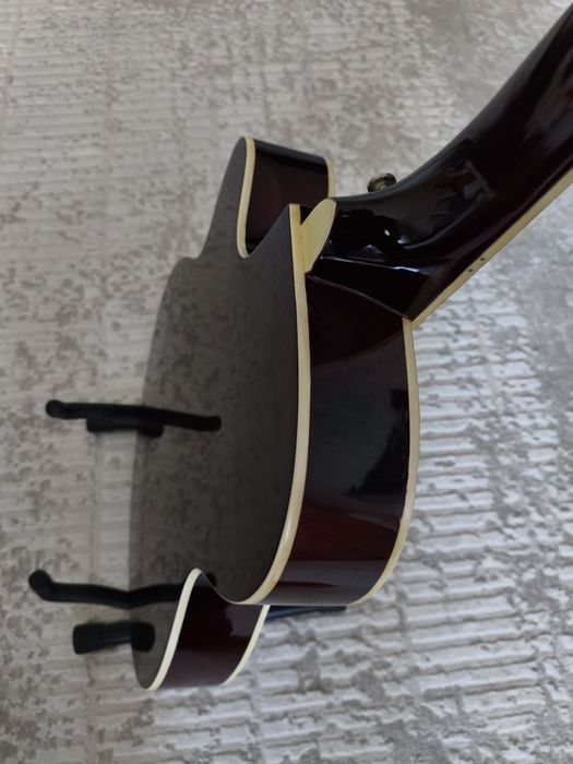 Продам новую гитару