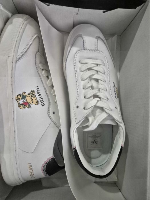 Дамски кожени маратонки Версаче