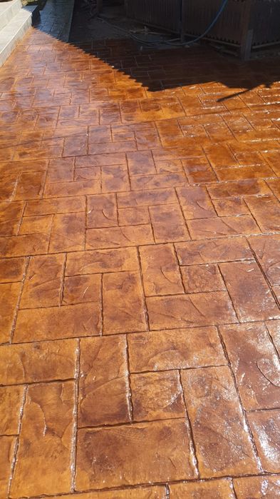 Beton Amprentat ,elicopterizat, măturat și vertical,întreținere lac