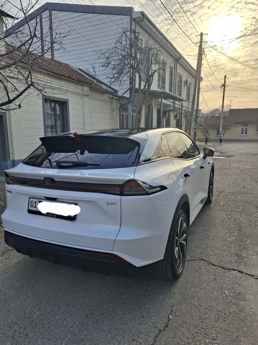 Deepal S07 285 Max Gibrid