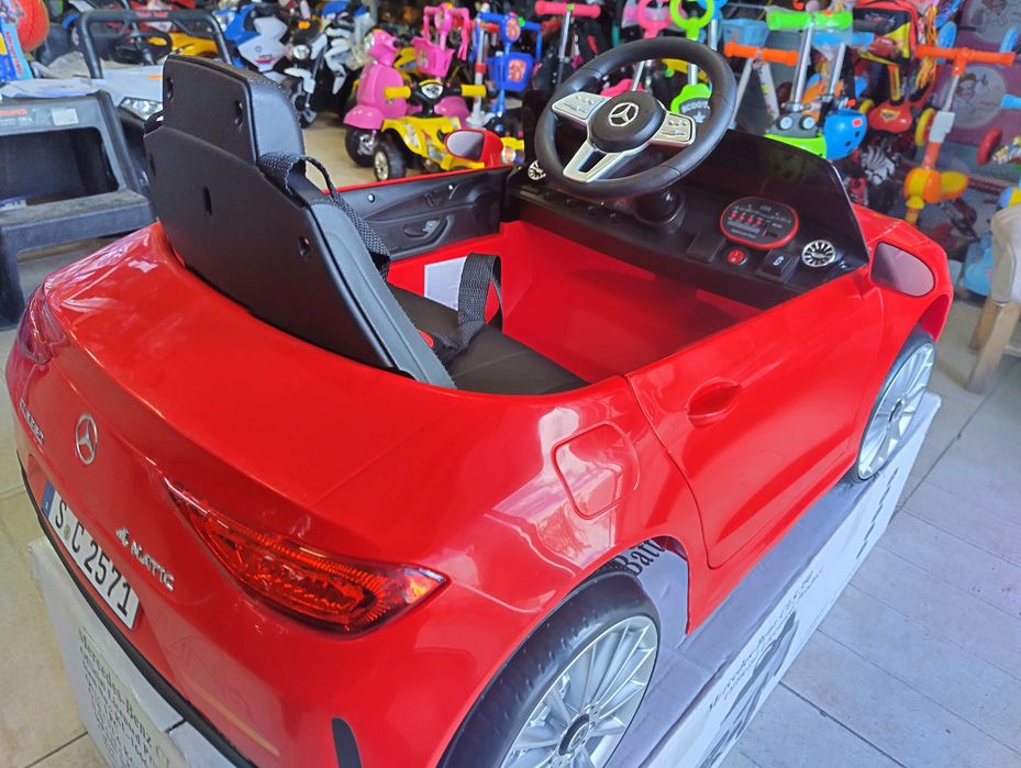 MERCEDES-BENZ 12V Акумулаторна кола CLS 350 червен