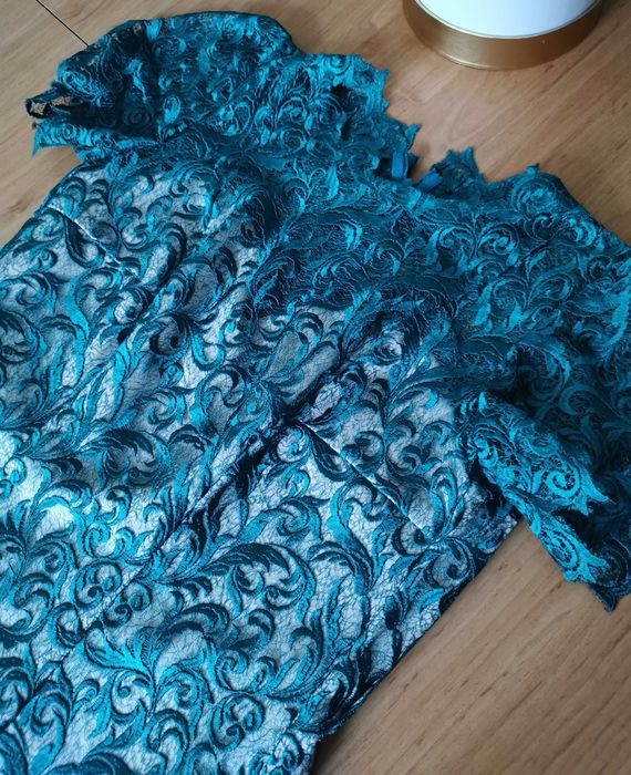 Rochie de lungime medie crem cu verde