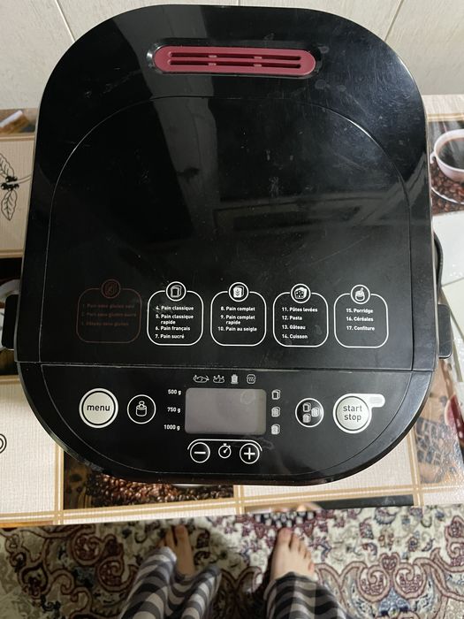 Хлебопечка Moulinex , с гарантией и книгой рецептов