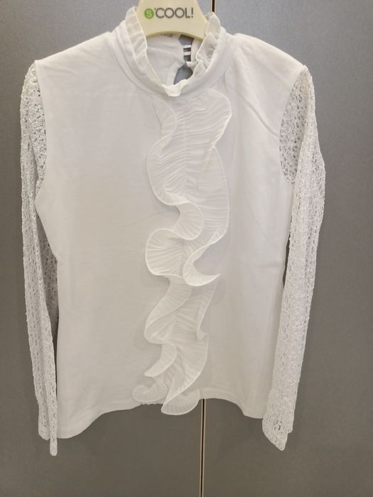 Продам блузки для девочек