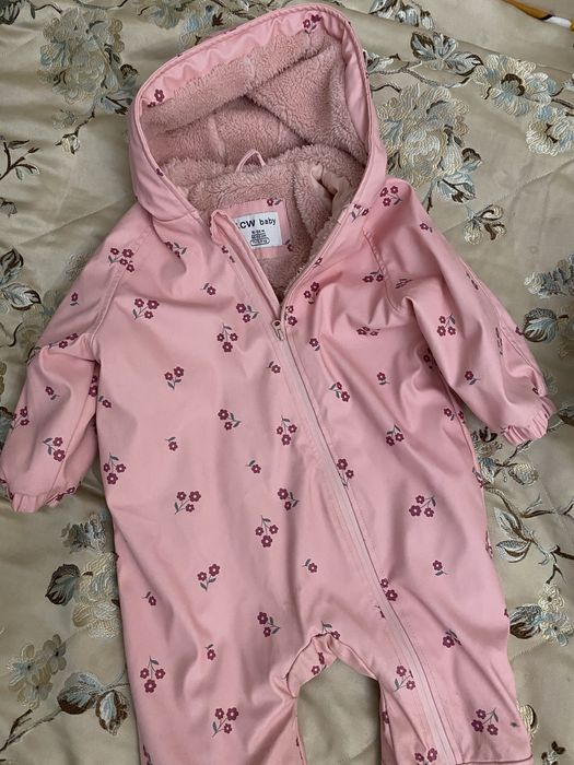 Продам детские комбинезоны