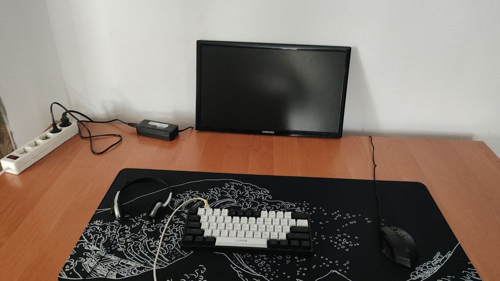 Монитор фулл хд 22 дюймов