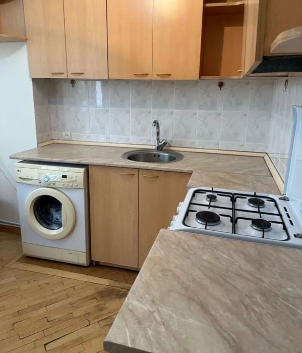 Олмазор Беруни Якин 1 хонали