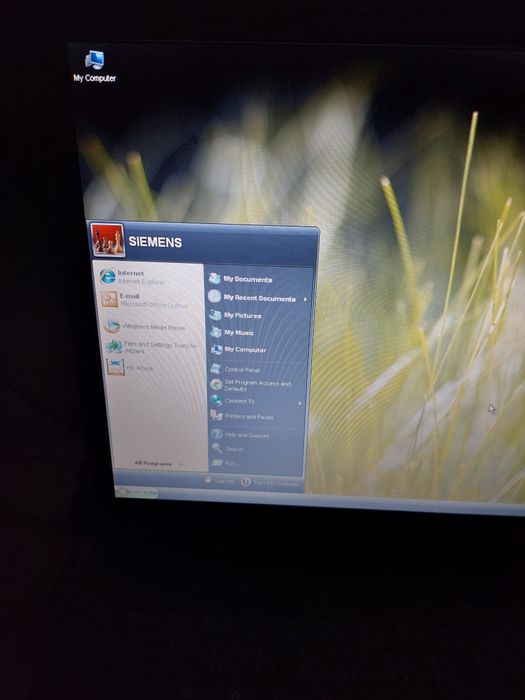 Fujitsu  Siemens AMILO