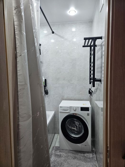 Продам 2х квартиру.район Бензастрой