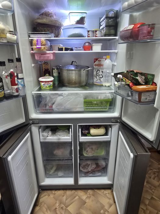 Продам холодильник.