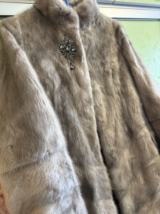 Шуба сатылады