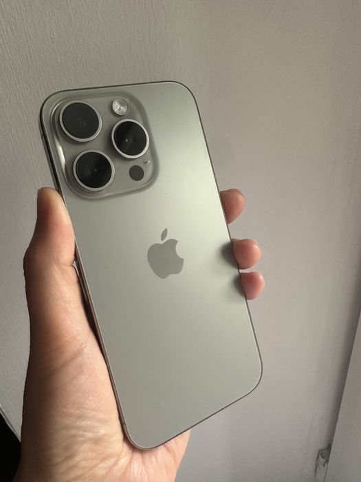 Iphone 15 pro 256гб