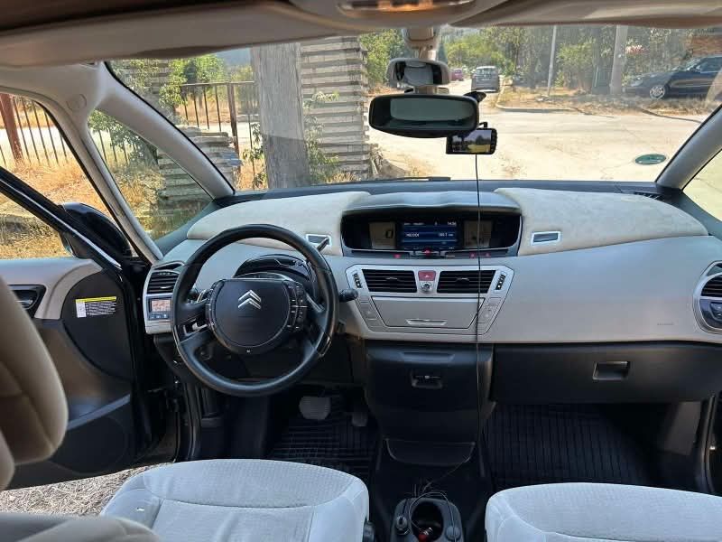 Продавам Citroen C4 Grand picasso