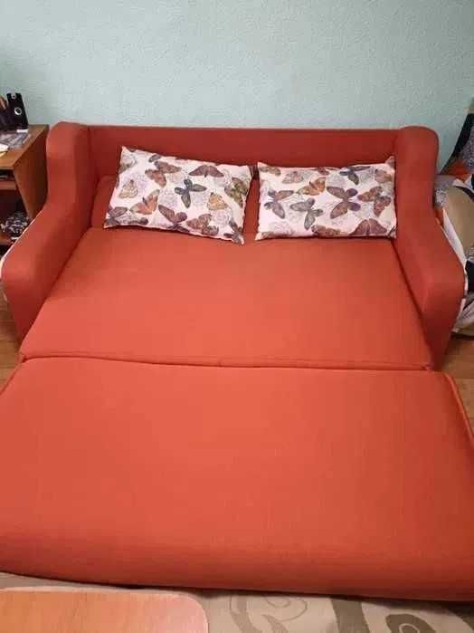 Vând canapea extensibila