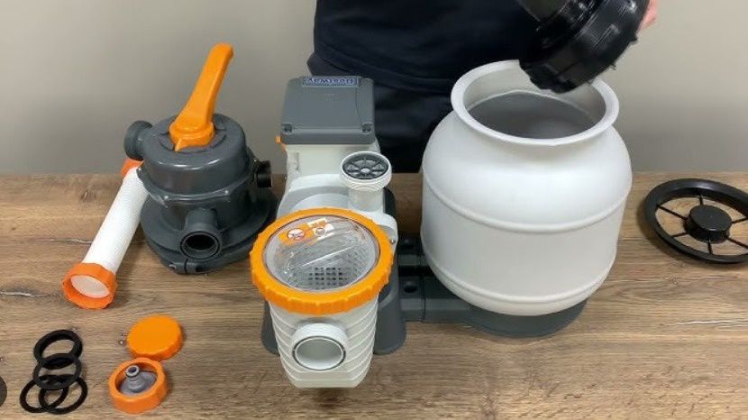 Бассейн Bestway 16 тонный б/у.