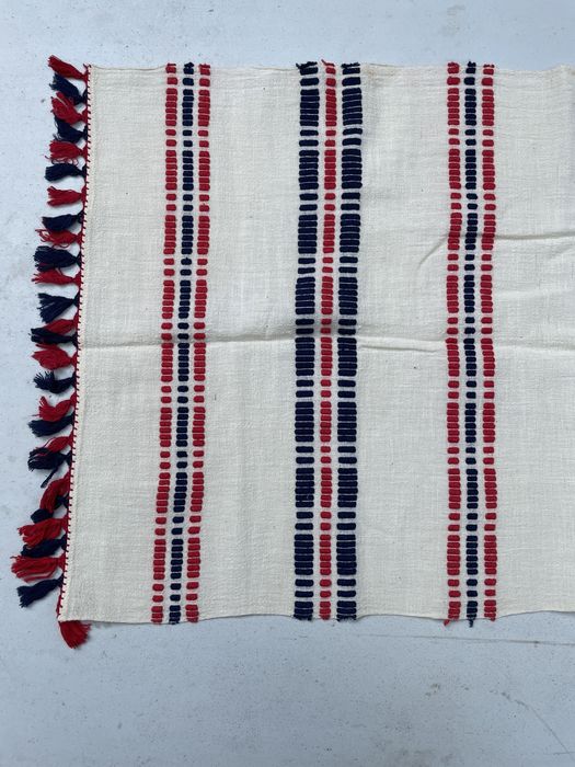 Lot fete de masa,servetele brodate manual.