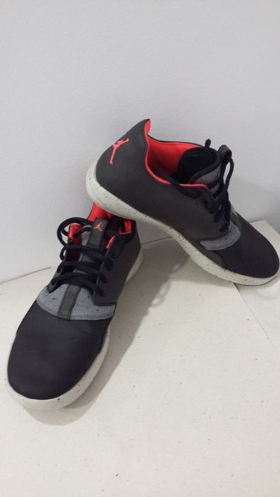 Jordan-Много Запазени