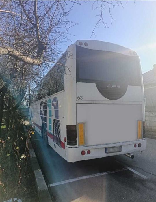 Autocar Iveco Irizar Century – 62 locuri/ Stare foarte bună