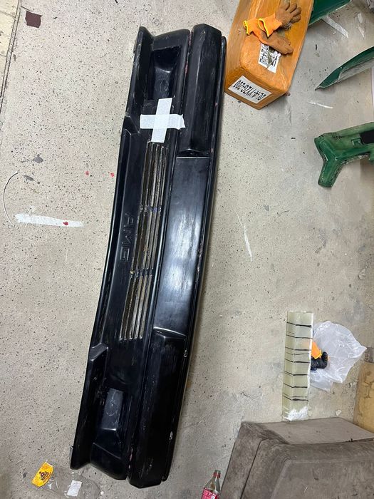 Мерседес W124 и W210 бампера продаётся