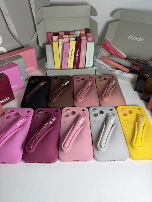 Rhode калъф + Rhode гланц за iPhone | Rhode Lip Case + Lip Gloss оригинални + Peptide Lip Tint Treatment всички модели и цветове налични iPhone 18 Pro